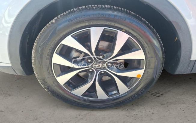 RENAULT. Arkana