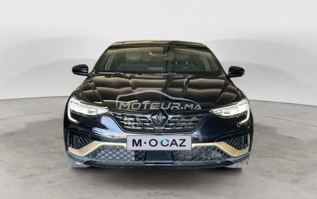 RENAULT. Arkana