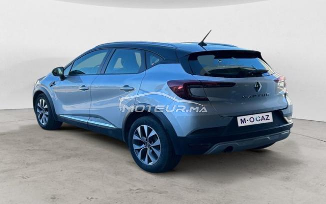 RENAULT. Captur