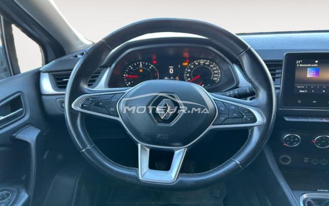 RENAULT. Captur