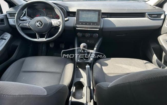 RENAULT. Clio