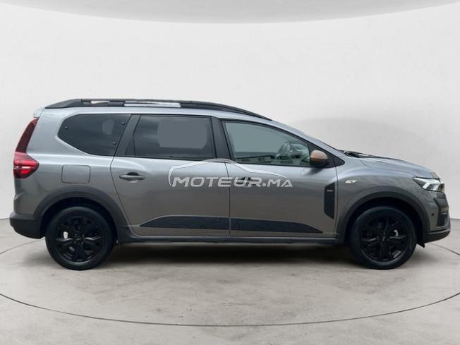 DACIA. Jogger