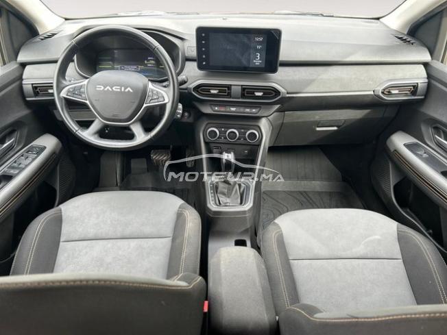 DACIA. Jogger