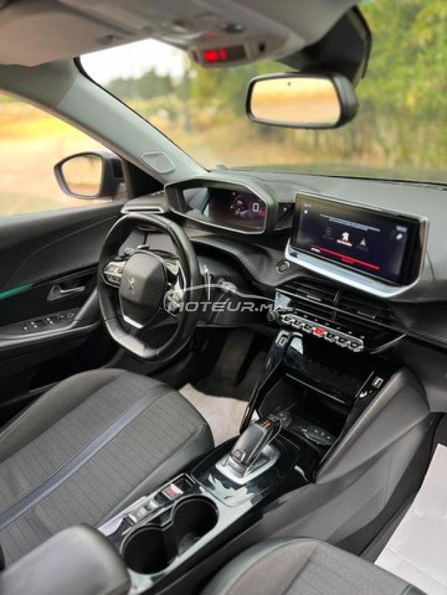 Peugeot 2008 Diesel Automatique 2023 à salé