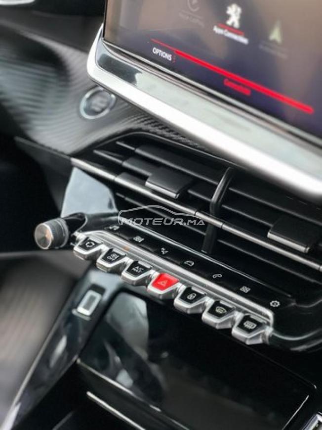 Peugeot 2008 Diesel Automatique 2023 à salé