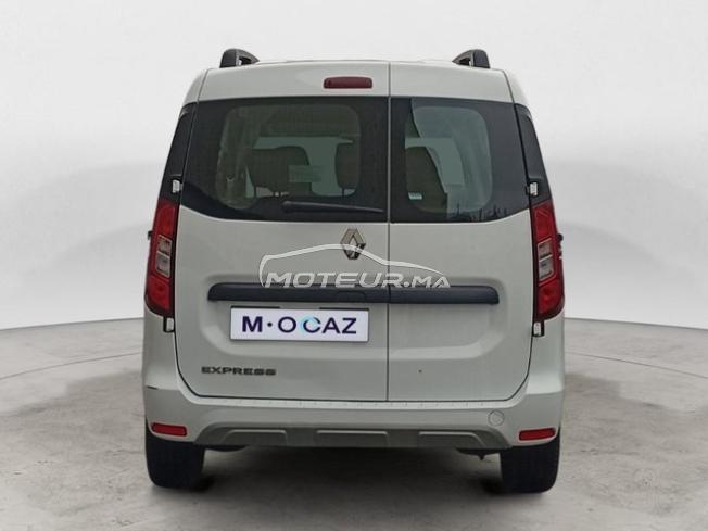 RENAULT. Express