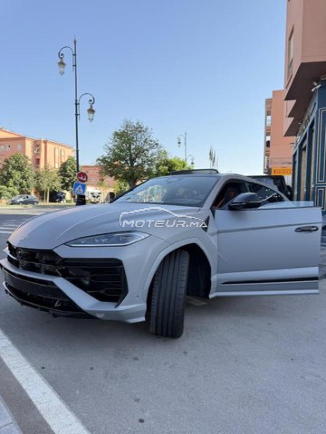 Lamborghini UrusSE 2026