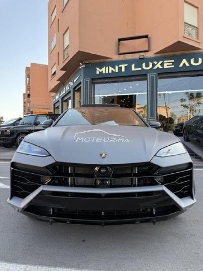 Lamborghini UrusSE 2026