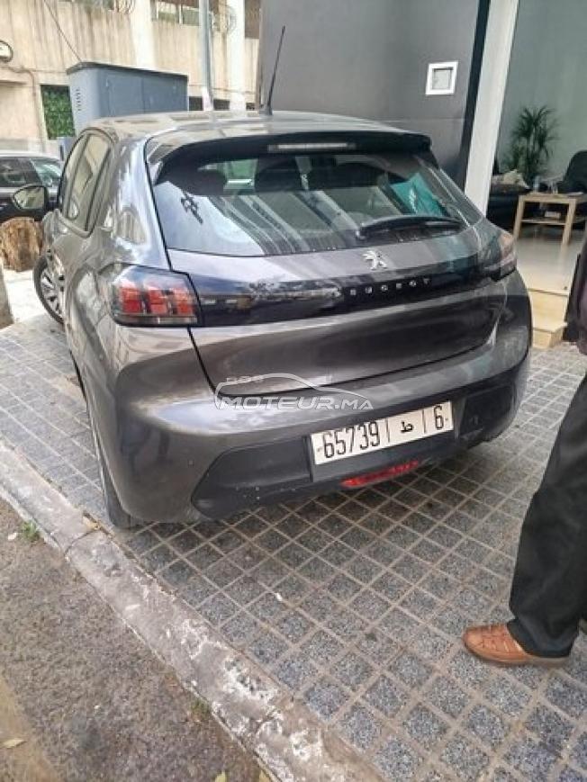 Peougot 208 pour location 