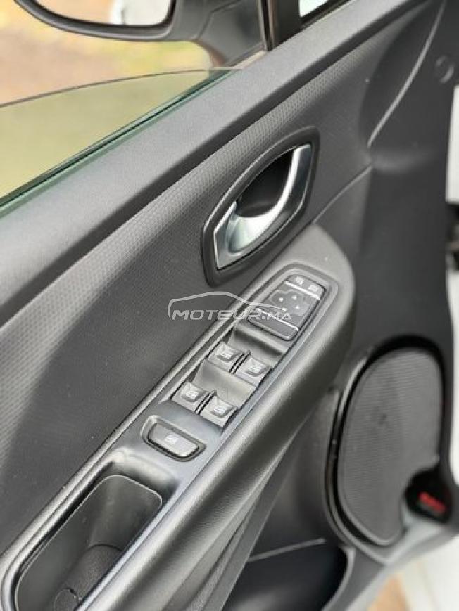 À vendre une Renault Clio 4 modèle 2021 diesel 