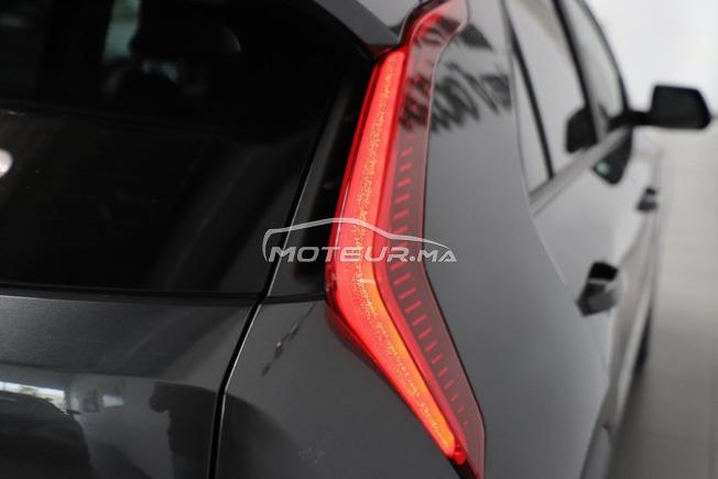 Kia Niro dans le showroom Ryad Auto à Rabat