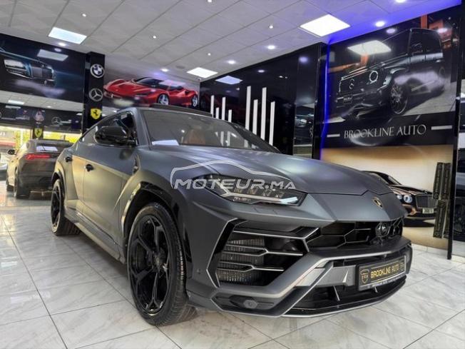 lamborghini urus 