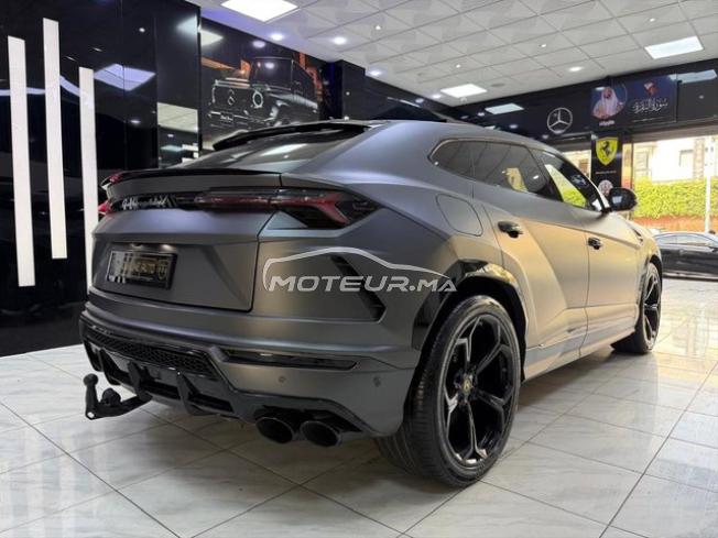 lamborghini urus 