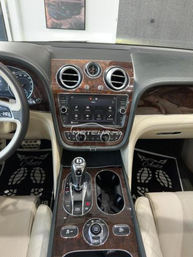 Bentley bentayga v12