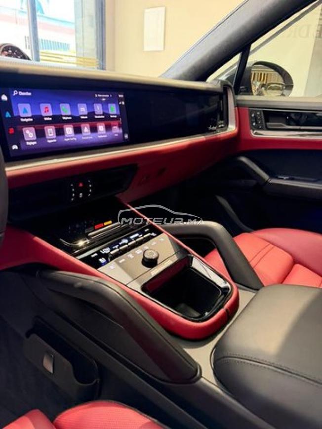 Porsche Cayenne e- hybrid 12/2025 black edition