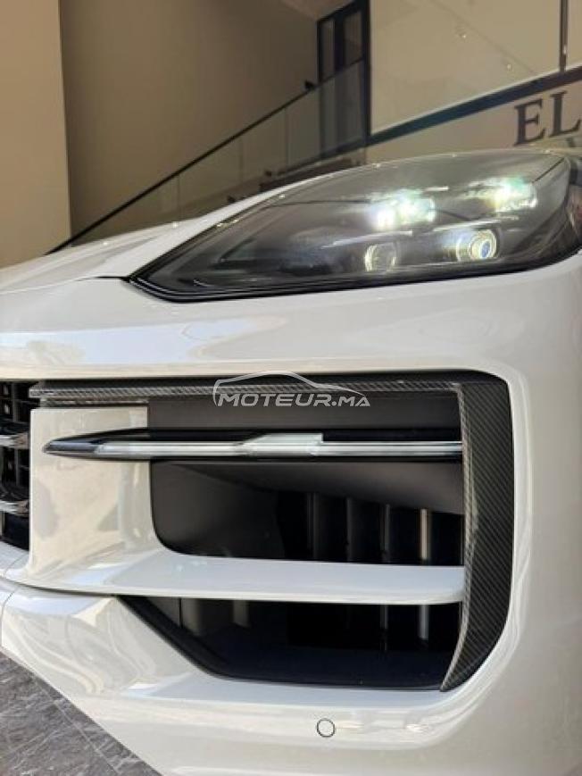 Porsche Cayenne e- hybrid 12/2025 black edition