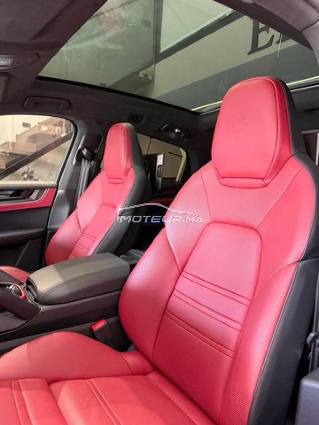 Porsche Cayenne e- hybrid 12/2025 black edition