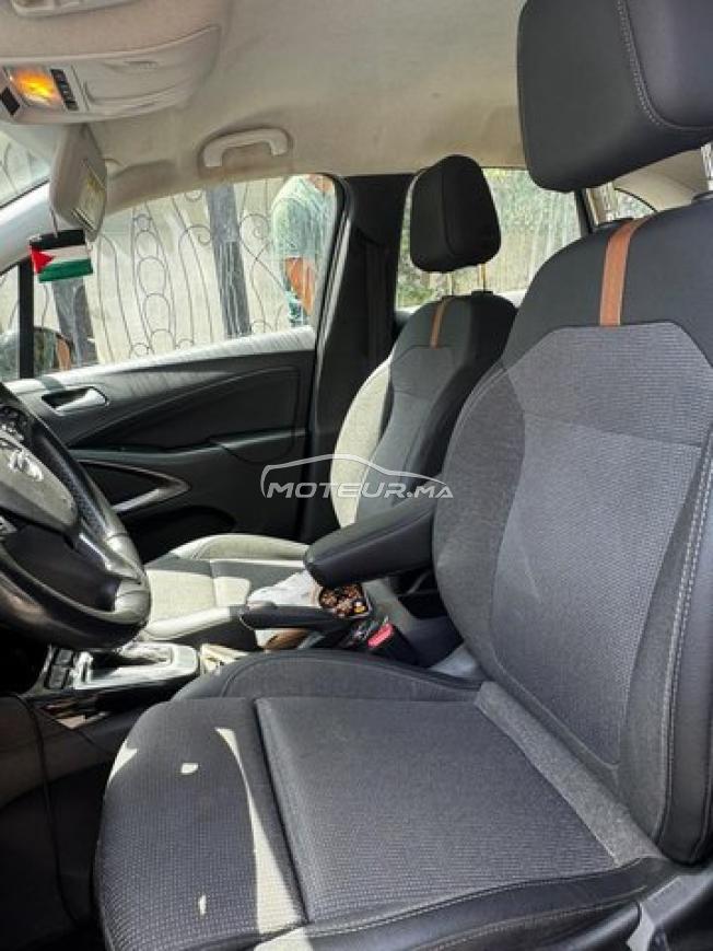 opel crossland