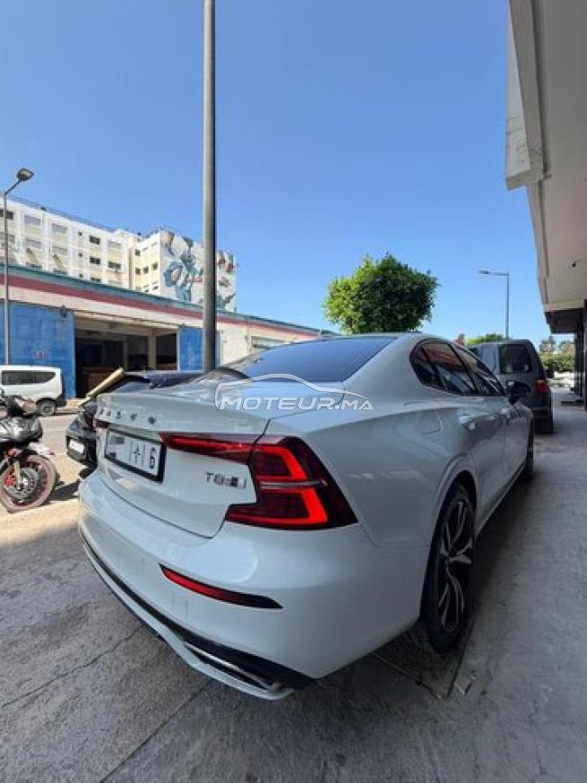 Volvo S60 Essence hybrid Automatique 2022 à Rabat