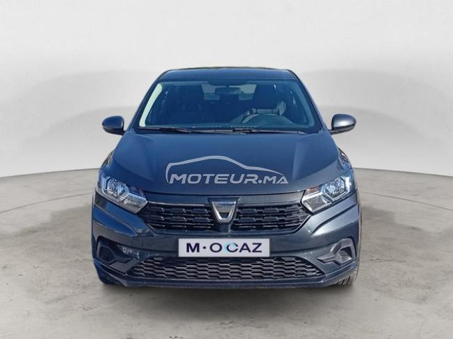 DACIA. Logan