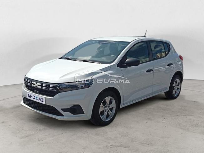 DACIA. Sandero