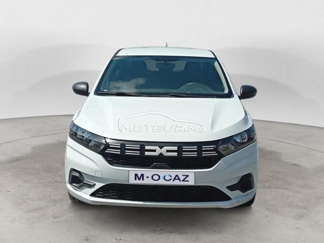 DACIA. Sandero