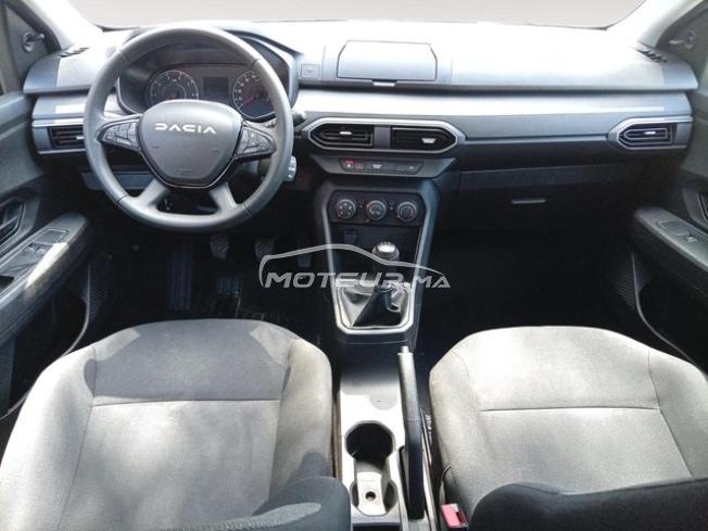 DACIA. Sandero
