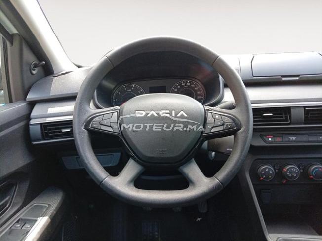 DACIA. Sandero
