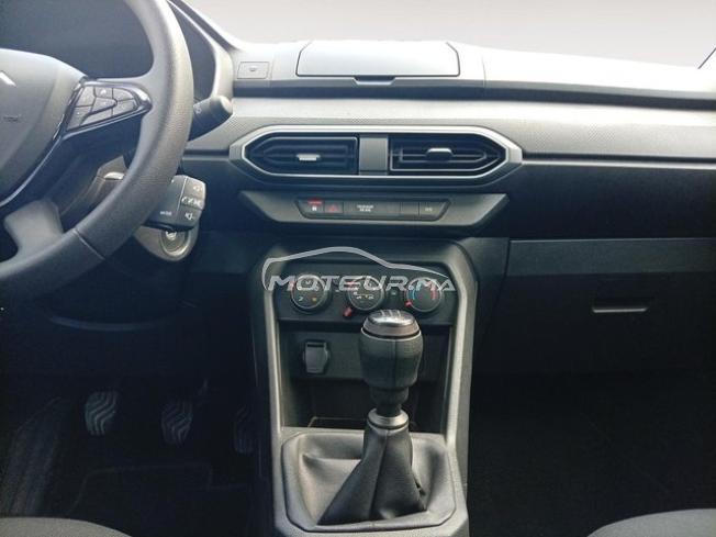 DACIA. Sandero