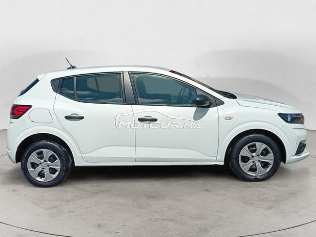 DACIA. Sandero