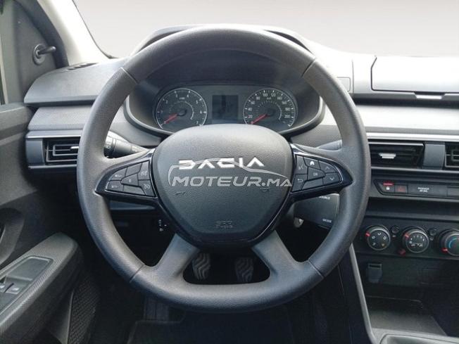 DACIA. Sandero
