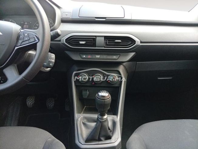 DACIA. Sandero