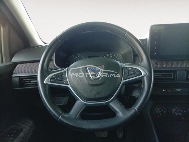 DACIA. Logan