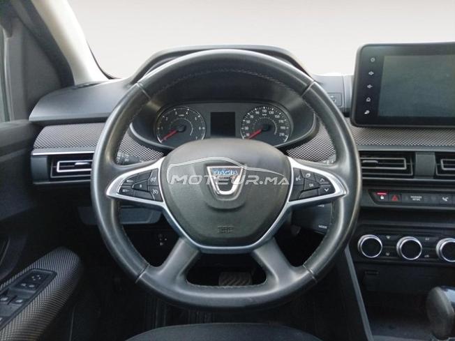 DACIA. Logan