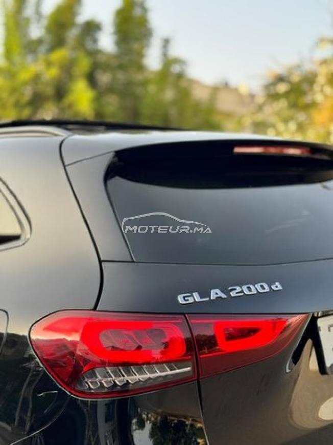 MERCEDES GLA 200 d AMG line