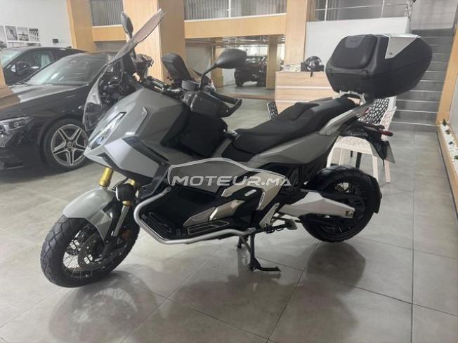 HONDA X-ADV 750