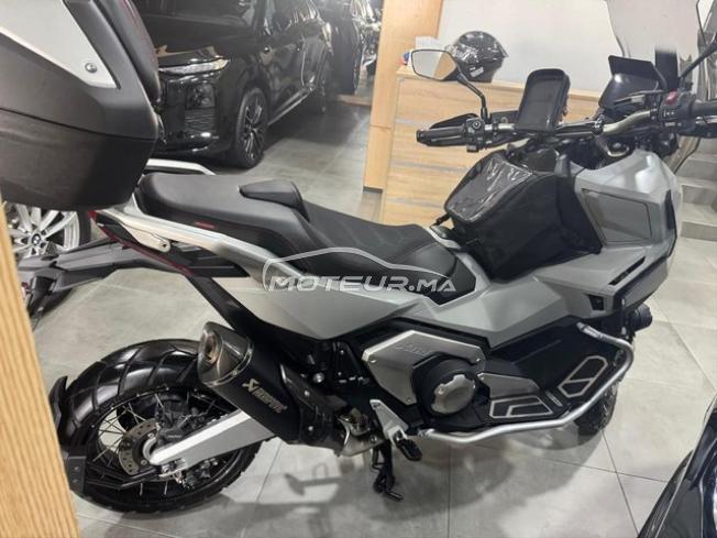 HONDA X-ADV 750