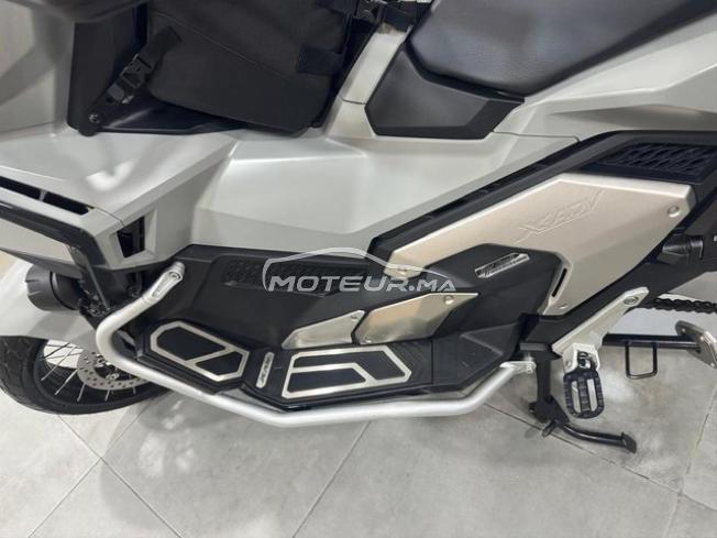 HONDA X-ADV 750