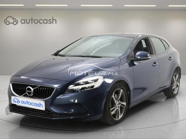 1913 - Volvo V40 2018 expertisée avec financement