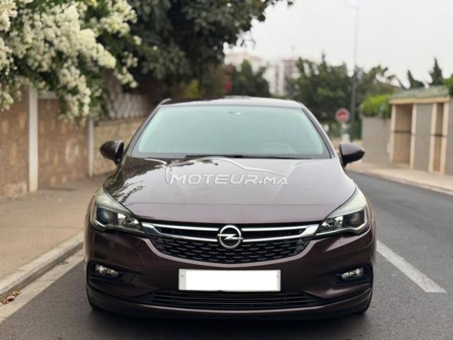 Opel Astra 2019 premiére main Automatique