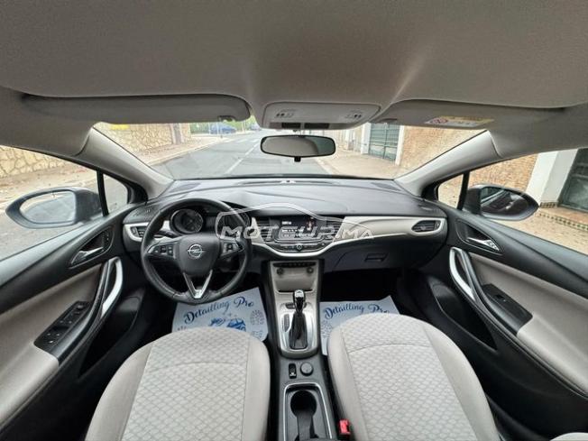 Opel Astra 2019 premiére main Automatique