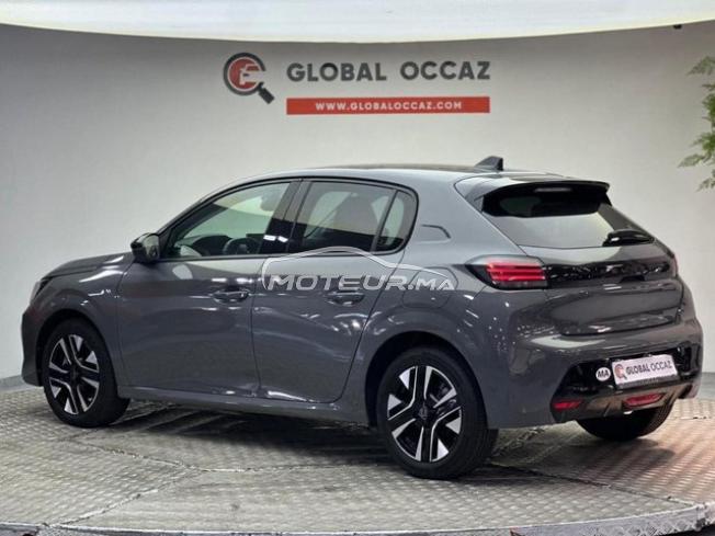 Peugeot 208 Diesel Automatique 2025 à Casablanca