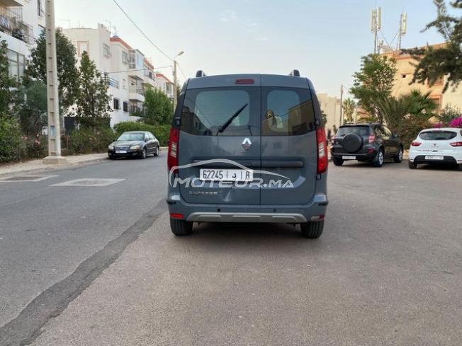 Renault Express Diesel Automatique 2023 à Agadir