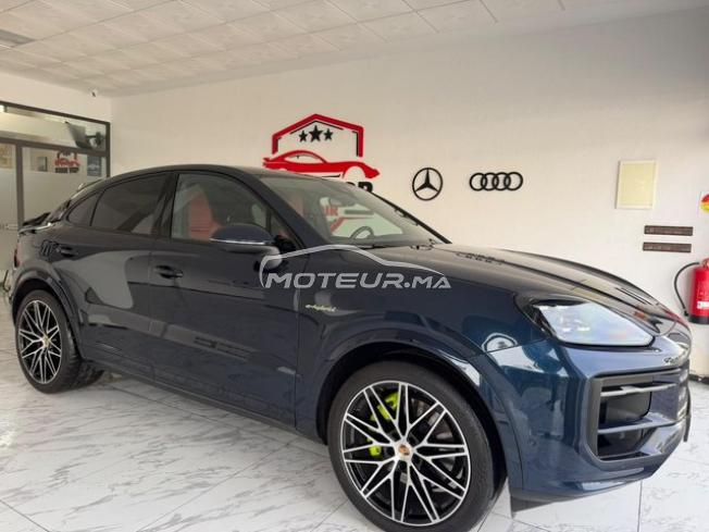 Porsche Cayenne Electrique/Essence 2025