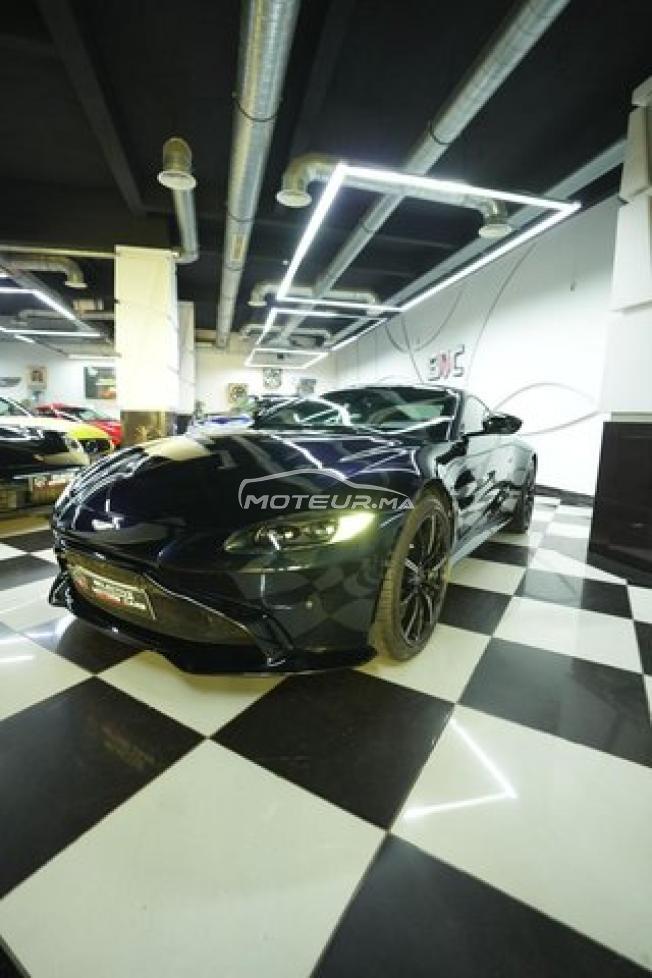 ASTON MARTIN VANTAGE V8