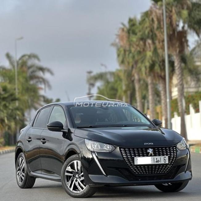 Peugeot 208 ALLURE 2022 automatique 
