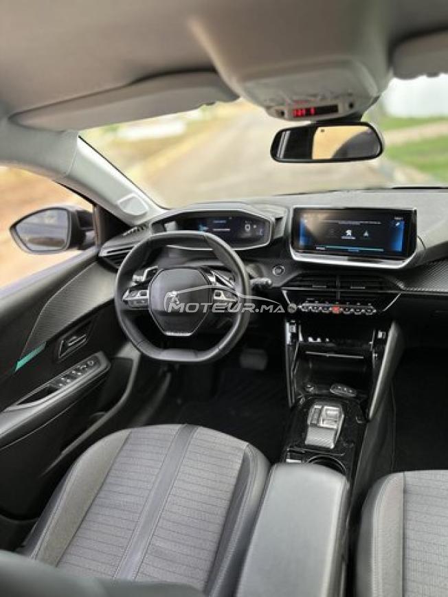 Peugeot 208 ALLURE 2022 automatique 