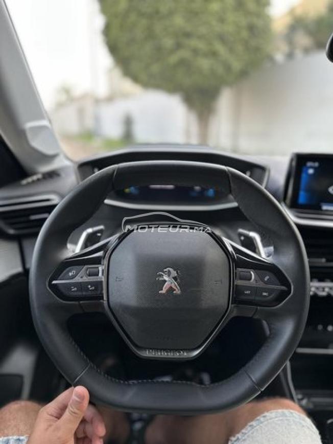 Peugeot 208 ALLURE 2022 automatique 