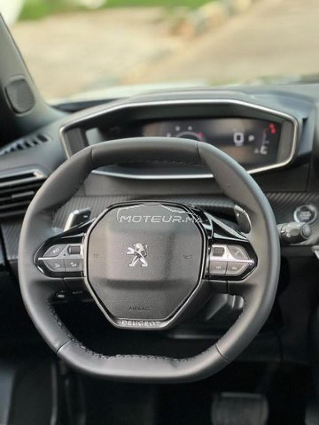 Peugeot 2008 Diesel Automatique 2023 voitur à Salé