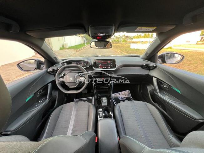 Peugeot 2008 Diesel Automatique 2023 voitur à Salé